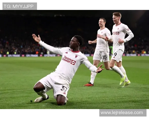 曼联友谊赛大胜多特蒙德精彩瞬间回顾补时进球引发全场狂欢