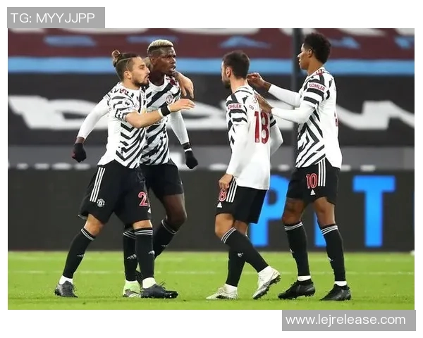 欧联杯激战巴黎圣日耳曼大胜曼联红牌事件引发全场热议与战术解析