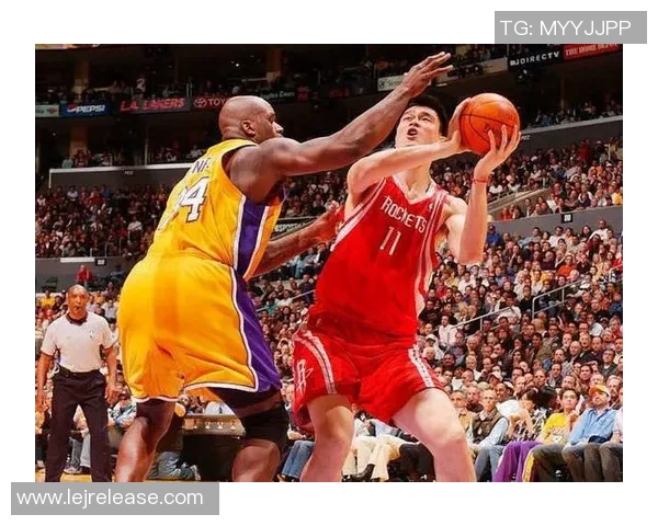 姚明小摆设背后的故事与篮球巨星的成长历程探秘