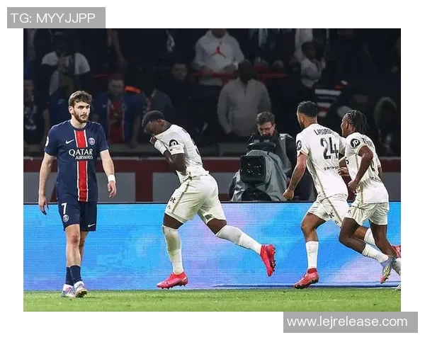 友谊赛精彩回顾尤文图斯逆转巴黎圣日耳曼点球大战引燃全场激情