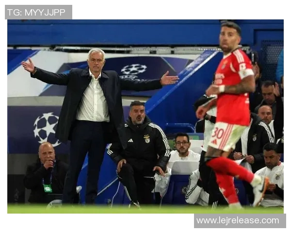 西甲激战曼联与本菲卡平局点球大战成比赛转折点引发热议