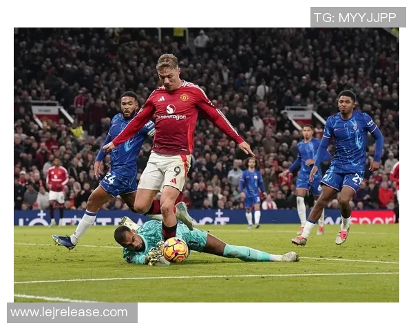 中超激战切尔西与曼联平局神奇扑救成比赛焦点数据分析引人关注