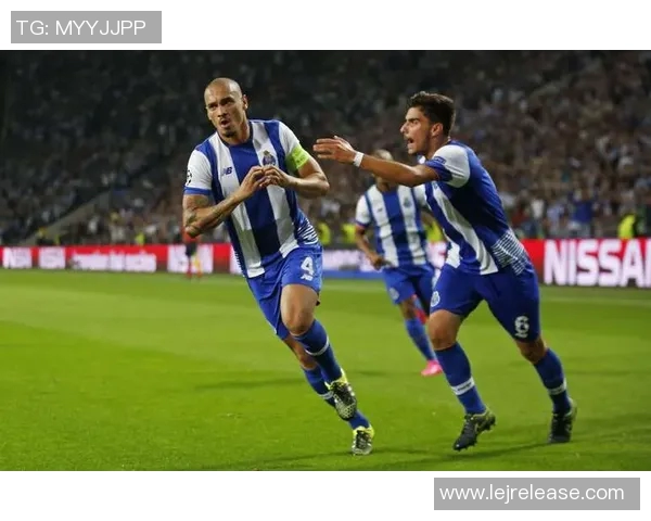 世界杯波尔图大胜AC米兰四球逆转瞬间点燃全场激情回顾十大精彩进球 世界杯波尔图大胜AC米兰四球逆转瞬间点燃全场激情回顾十大精彩进球