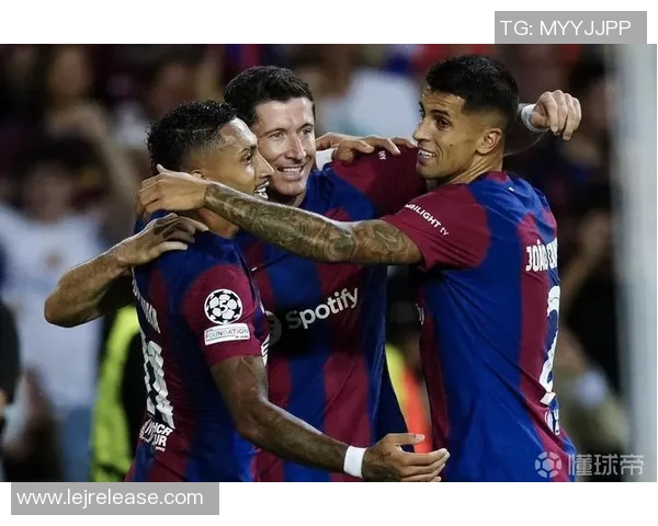 中超精彩对决多特蒙德与巴萨战成平局帽子戏法引发全场热潮