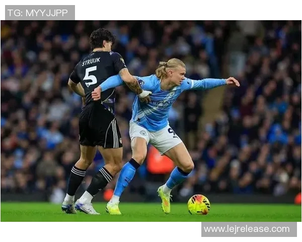 友谊赛精彩回顾里昂大胜曼城乌龙球引爆全场热情与十大进球瞬间 友谊赛精彩回顾里昂大胜曼城乌龙球引爆全场热情与十大进球瞬间