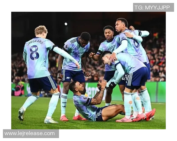 意甲激战波尔图大胜曼城乌龙球引发全场争议与热议 意甲激战波尔图大胜曼城乌龙球引发全场争议与热议