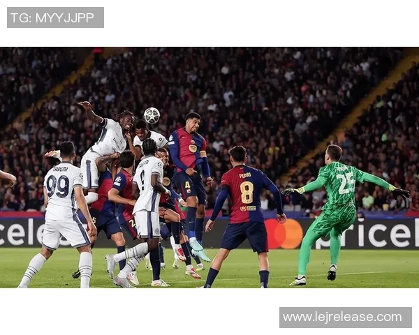 国米与巴萨友谊赛战平补时进球引发全场狂欢战术分析揭秘