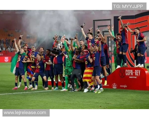 国王杯激战曼城小胜巴萨乌龙球成比赛转折点数据分析