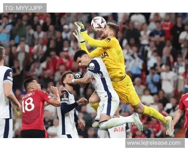 中超热刺与多特蒙德战平补时进球引发全场狂欢转会传闻再起